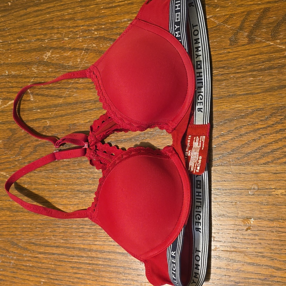 Tommy Hilfinger Underwire Bra 34A